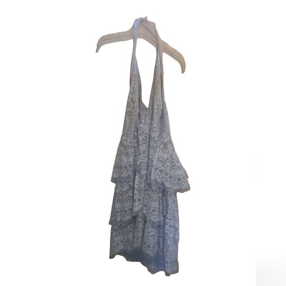 BCBGMAXAZRIA Jessika Tiered lace dress In Light Blue with tonal underlay - Picture 8 of 13